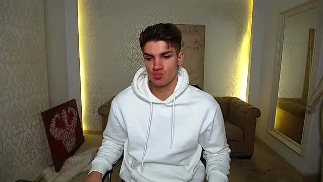 MaxKaiden online show from September 30, 4:51 am