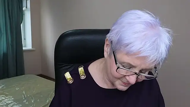 Sandra Snowflake online show from March 18, 7:01 am