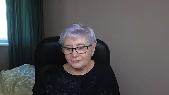 Sandra Snowflake online show from February 17, 10:40 am