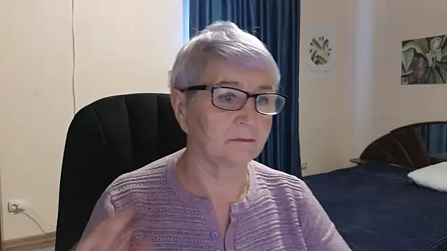 Sandra Snowflake online show from September 23, 4:08 am