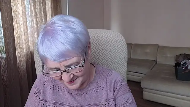 Sandra Snowflake online show from October 7, 10:16 am