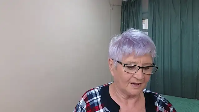 Sandra Snowflake online show from September 25, 3:56 am