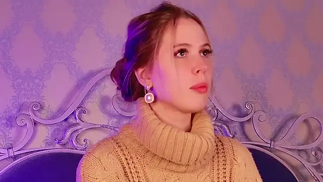 BECKI VRES online show from October 29, 8:30 pm