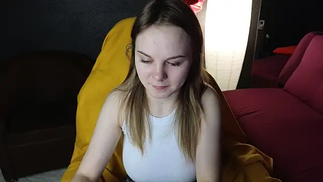 Dyna bae online show from March 21, 1:02 am