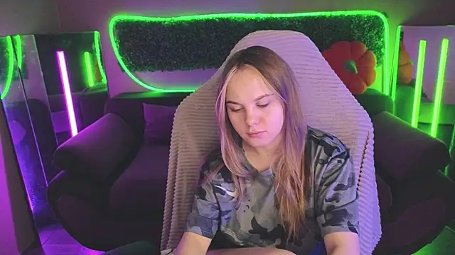 Dyna bae online show from November 26, 9:09 am