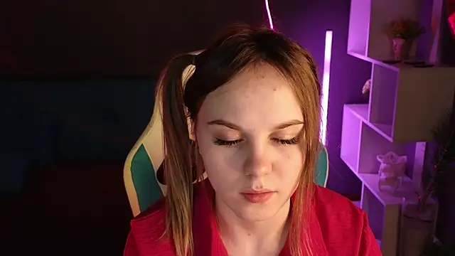 Dyna bae online show from March 9, 11:03 am