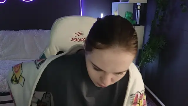 Dyna bae online show from September 15, 2:12 am