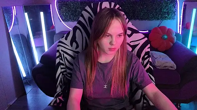 Dyna bae online show from November 12, 9:02 am