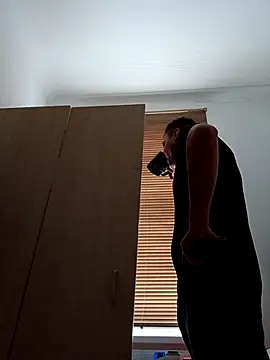 Eusuntnoulgigolo online show from March 1, 9:20 am