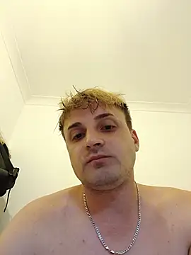 Snapshot of Eusuntnoulgigolo chatting on July 18, 7:33 pm Eusuntnoulgigolo online show from July 18, 7:33 pm