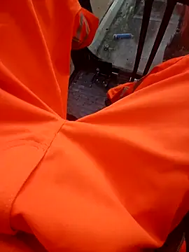 Eusuntnoulgigolo online show from November 18, 3:15 pm