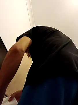 Eusuntnoulgigolo online show from March 11, 6:57 pm