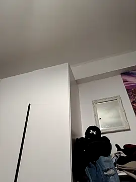 Eusuntnoulgigolo online show from December 14, 1:17 pm