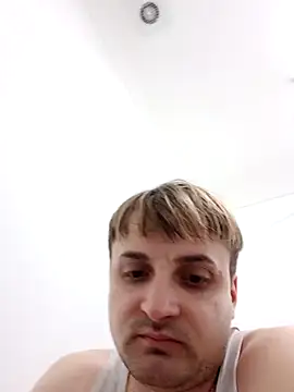 Eusuntnoulgigolo online show from March 31, 5:26 pm