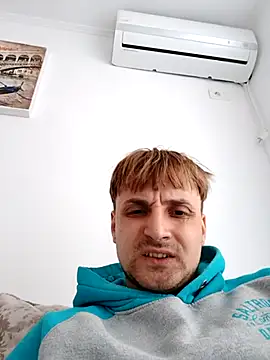 Snapshot of Eusuntnoulgigolo chatting on May 16, 9:41 am Eusuntnoulgigolo online show from May 16, 9:41 am