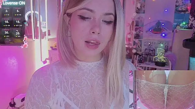 Sparkle Mona online show from December 2, 1:39 am