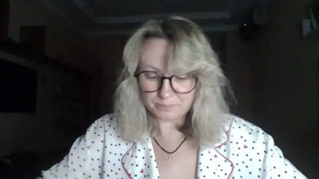 Mary888x online show from October 11, 6:20 pm