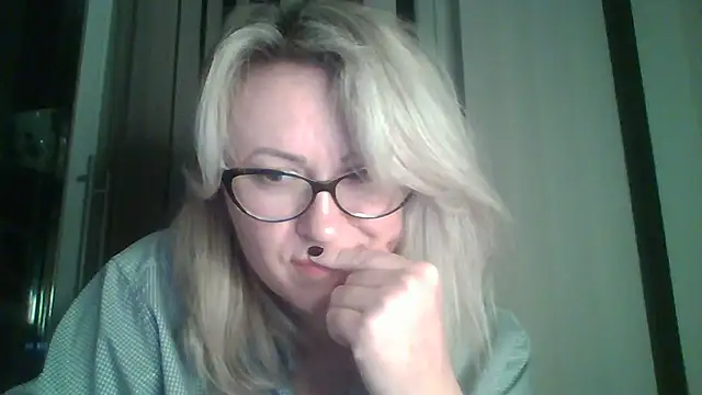 Mary888x online show from February 16, 9:05 pm