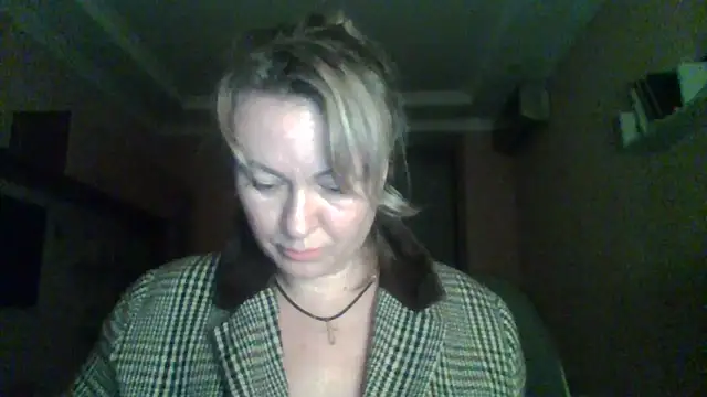 Snapshot of Mary888x chatting on January 7, 3:28 pm Mary888x online show from January 7, 3:28 pm