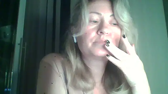 Mary888x online show from March 5, 4:35 pm