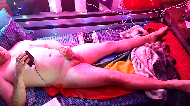 Snapshot of cumfun110 chatting on November 16, 12:15 am cumfun110 online show from November 16, 12:15 am