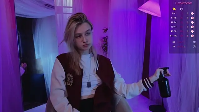 aishiro online show from November 26, 11:21 am