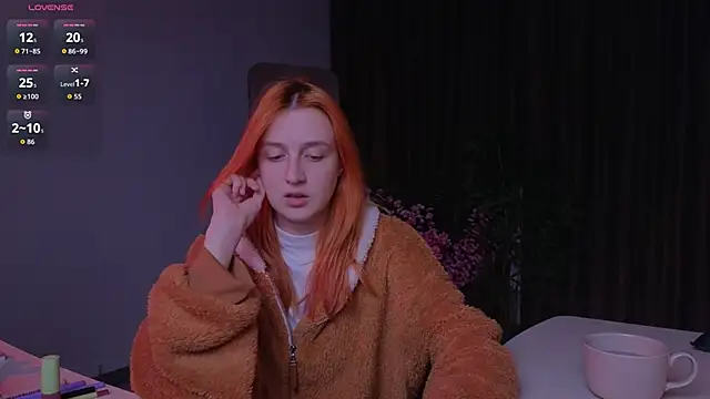 aishiro online show from December 5, 1:53 pm