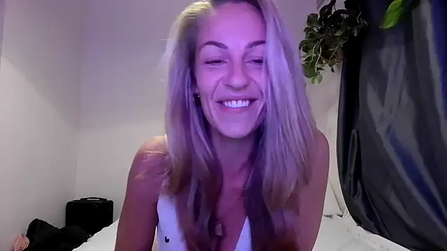 Edenfox- online show from September 17, 10:12 pm