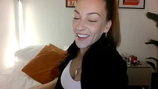 Edenfox- online show from March 22, 12:58 am