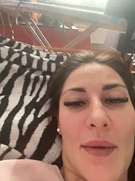 Snapshot of Veronicavirus chatting on October 25, 7:51 am Veronicavirus online show from October 25, 7:51 am