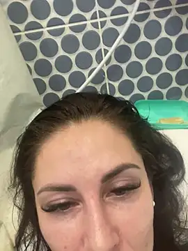 Snapshot of Veronicavirus chatting on February 16, 4:32 pm Veronicavirus online show from February 16, 4:32 pm