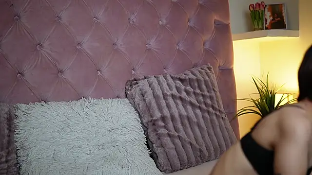 MaiaMini online show from October 25, 11:27 pm