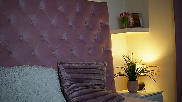 MaiaMini online show from October 14, 9:25 pm