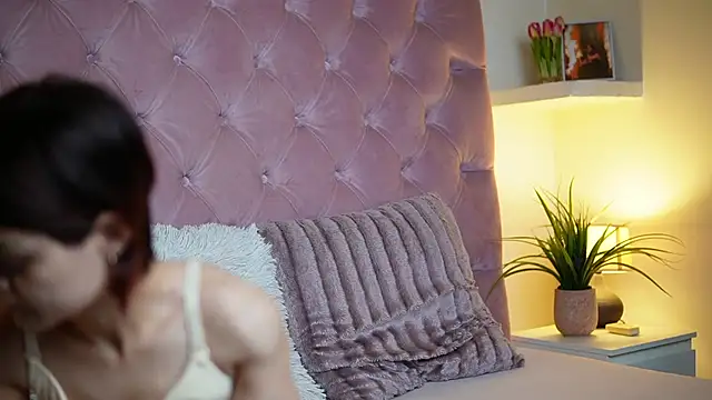 MaiaMini online show from November 13, 10:57 pm