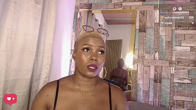 Snapshot of DashaSousaa chatting on February 26, 3:23 pm DashaSousaa online show from February 26, 3:23 pm