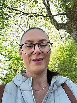 AvaFlowers6 online show from April 30, 1:40 pm