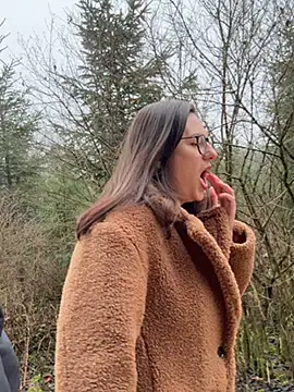 AvaFlowers6 online show from November 30, 1:01 pm