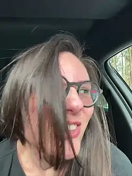 Snapshot of AvaFlowers6 chatting on February 16, 9:19 am AvaFlowers6 online show from February 16, 9:19 am