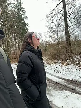 Snapshot of AvaFlowers6 chatting on February 17, 1:52 pm AvaFlowers6 online show from February 17, 1:52 pm