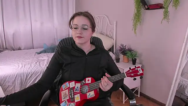 Rada Woods online show from March 19, 1:32 am