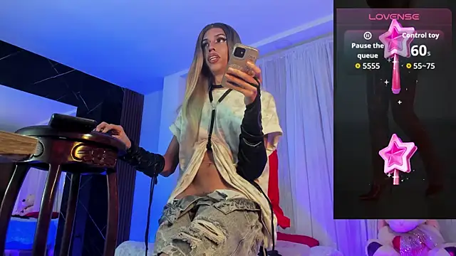 Madison Cambell online show from April 4, 6:14 pm