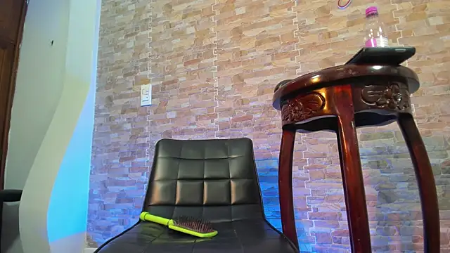 Madison Cambell online show from February 7, 10:51 pm