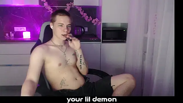 yourlildemon online show from March 1, 3:56 pm