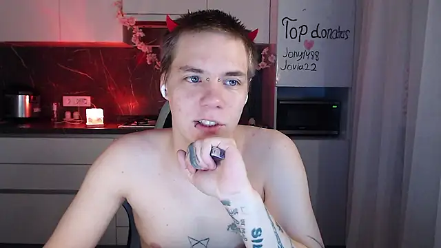 yourlildemon online show from March 14, 6:25 pm