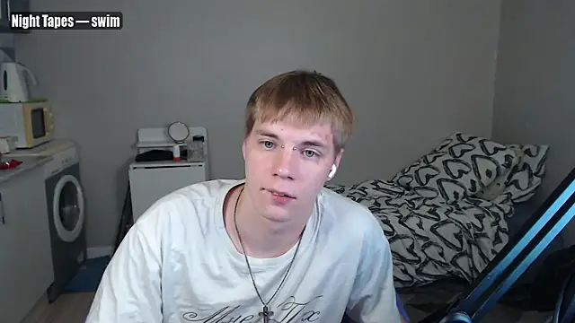 yourlildemon online show from July 1, 7:58 pm