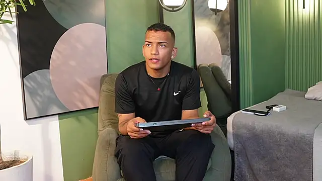 Rafa2004Cruz online show from December 18, 12:42 pm