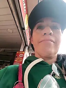 Coeur de luxure online show from September 15, 8:53 pm