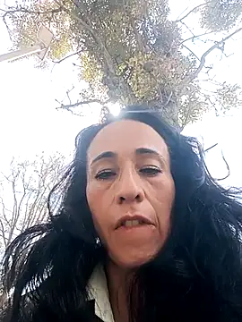 Coeur de luxure online show from October 15, 6:05 pm