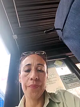 Coeur de luxure online show from November 18, 6:33 pm