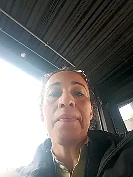 Coeur de luxure online show from November 15, 4:11 pm